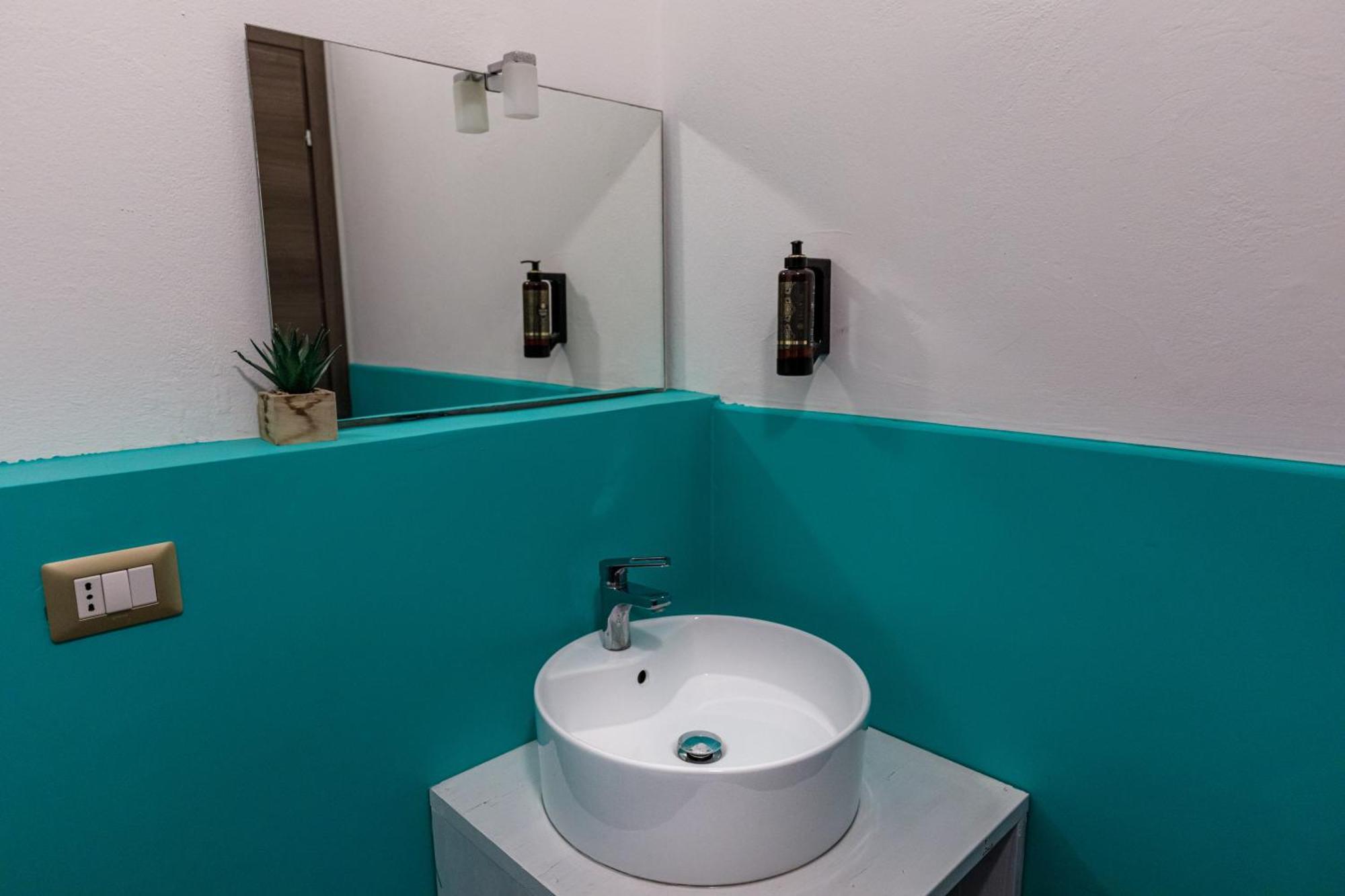 Onlyrooms III - Recommended For Under 30S Cagliari Bilik gambar