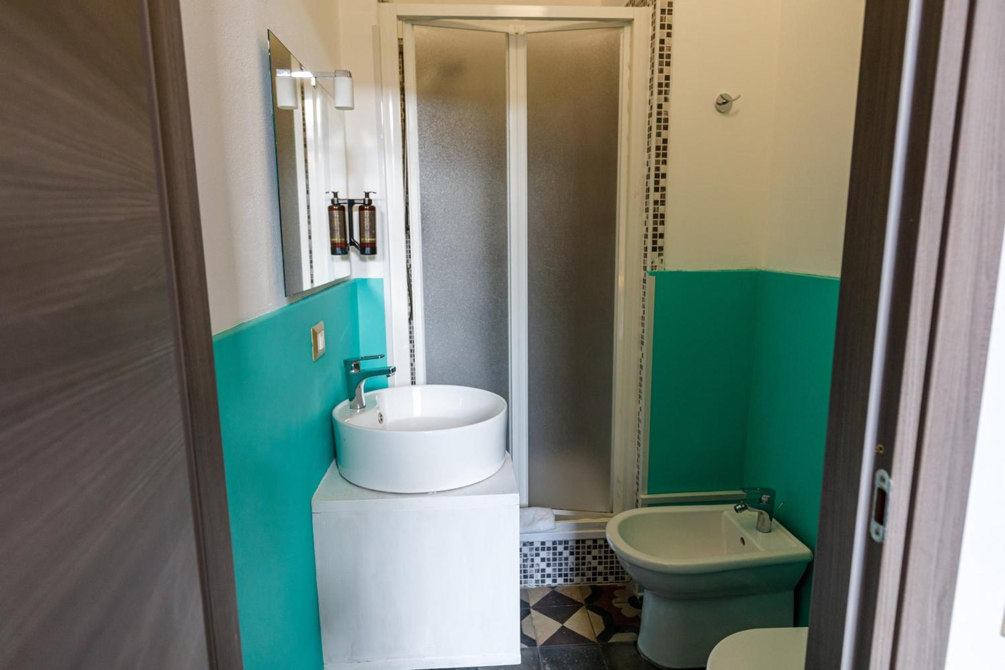 Onlyrooms III - Recommended For Under 30S Cagliari Bilik gambar