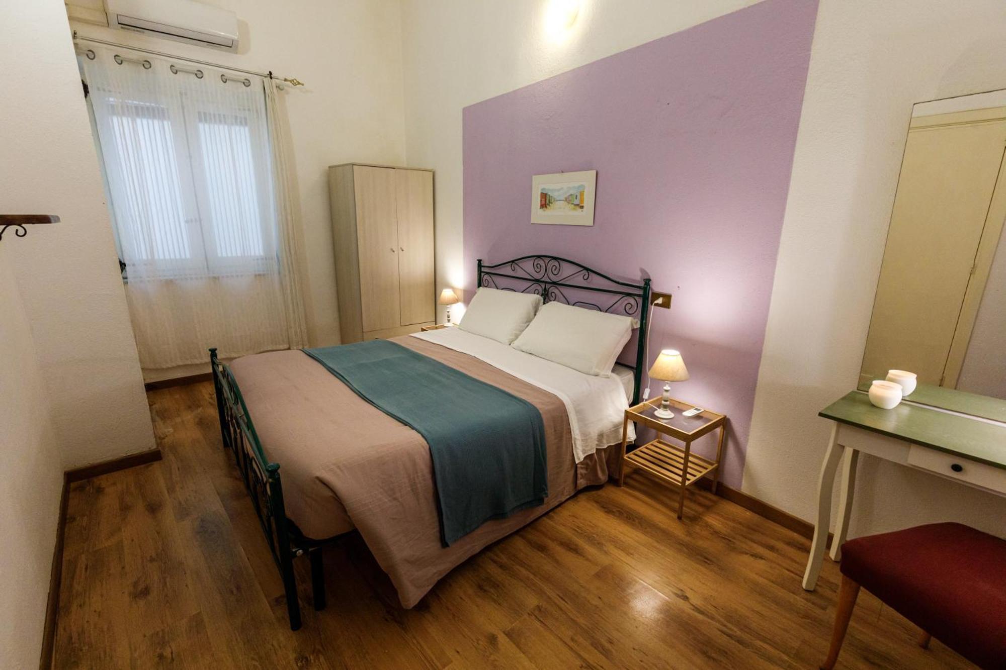 Onlyrooms III - Recommended For Under 30S Cagliari Luaran gambar