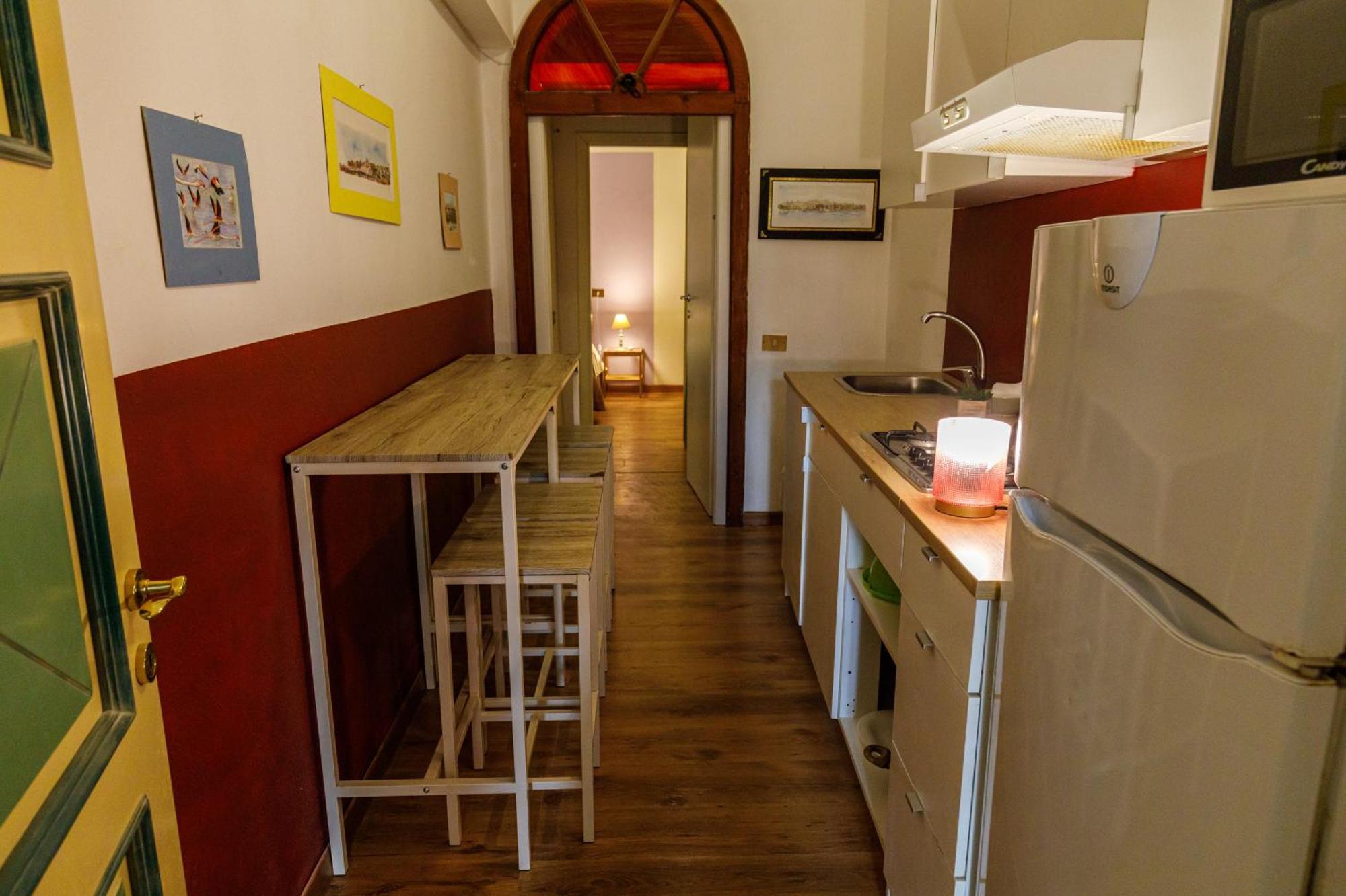 Onlyrooms III - Recommended For Under 30S Cagliari Bilik gambar