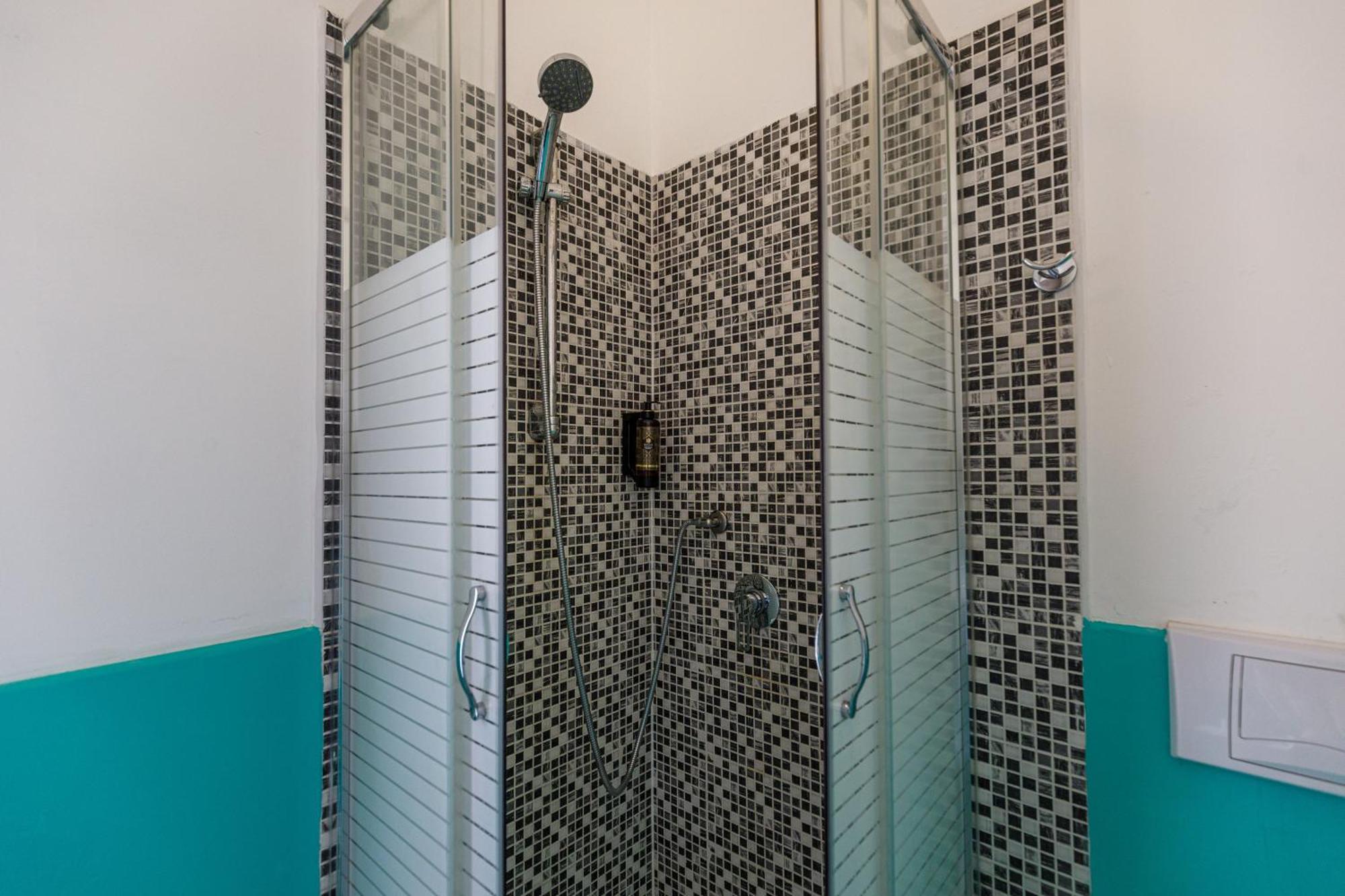 Onlyrooms III - Recommended For Under 30S Cagliari Bilik gambar