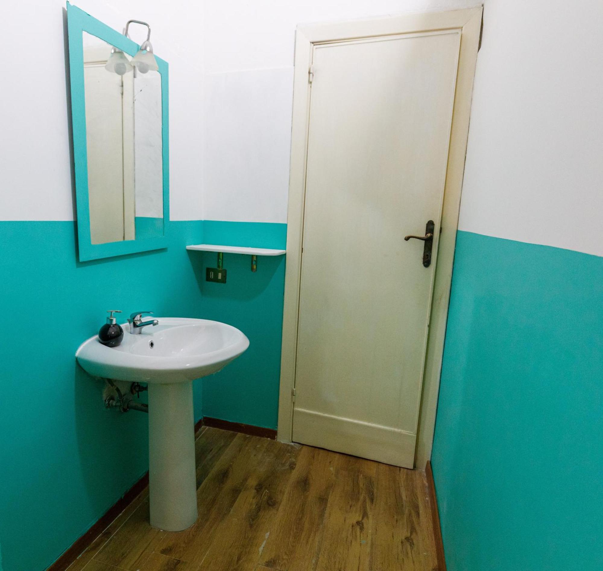 Onlyrooms III - Recommended For Under 30S Cagliari Bilik gambar