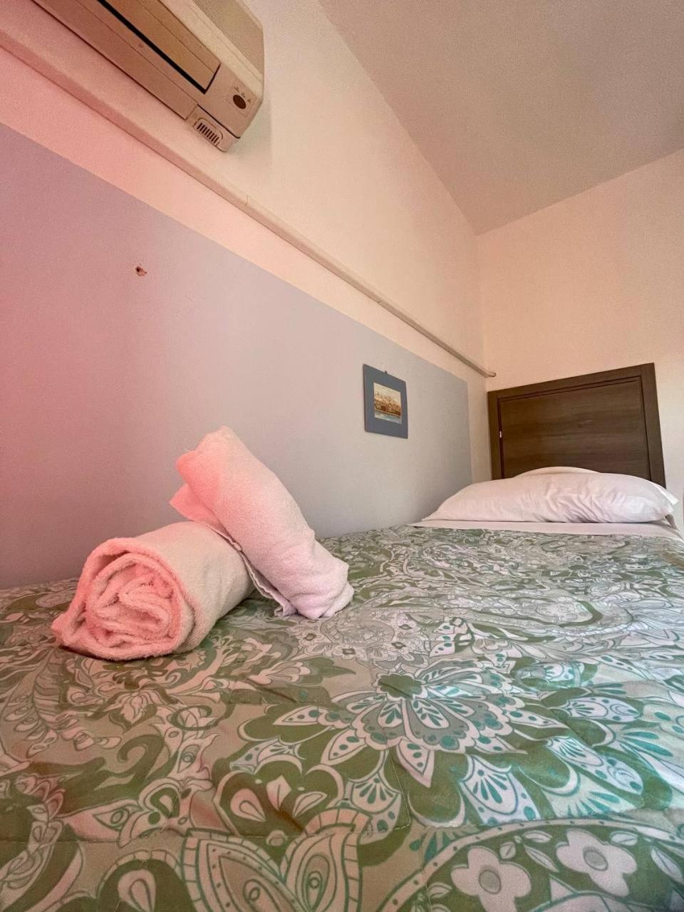 Onlyrooms III - Recommended For Under 30S Cagliari Bilik gambar